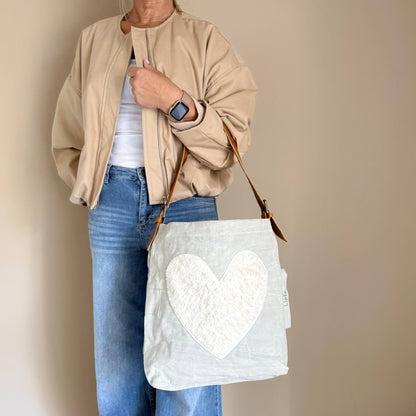 Liefe NL Buckle Bag Teddy heart (vintage light)