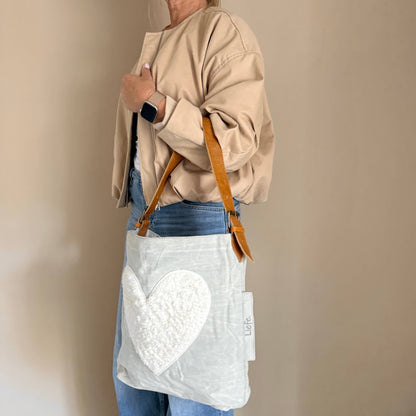 Liefe NL Buckle Bag Teddy heart (vintage light)
