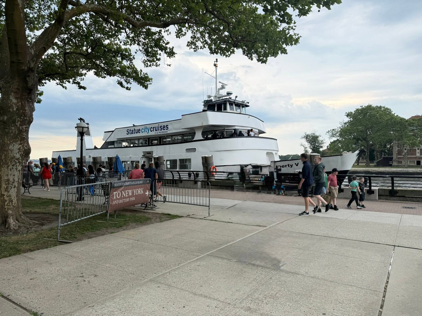 2027 Summer New York City Lights & Liberty Adventure!