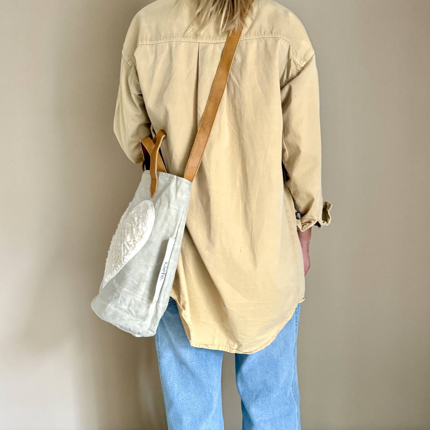 Liefe NL Crossbody Bucket Bag teddy heart - 2 style handle