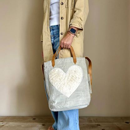 Liefe NL Crossbody Bucket Bag teddy heart - 2 style handle