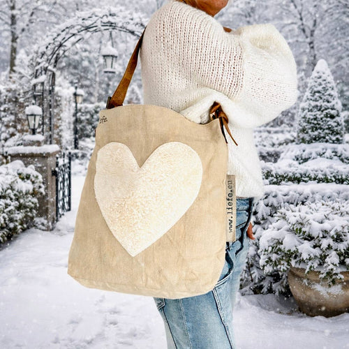 Liefe NL Buckle Bag Teddy heart (vintage light)